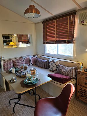 Caravan Garden House