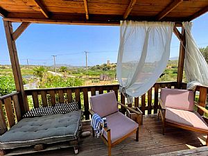 Caravan Garden House